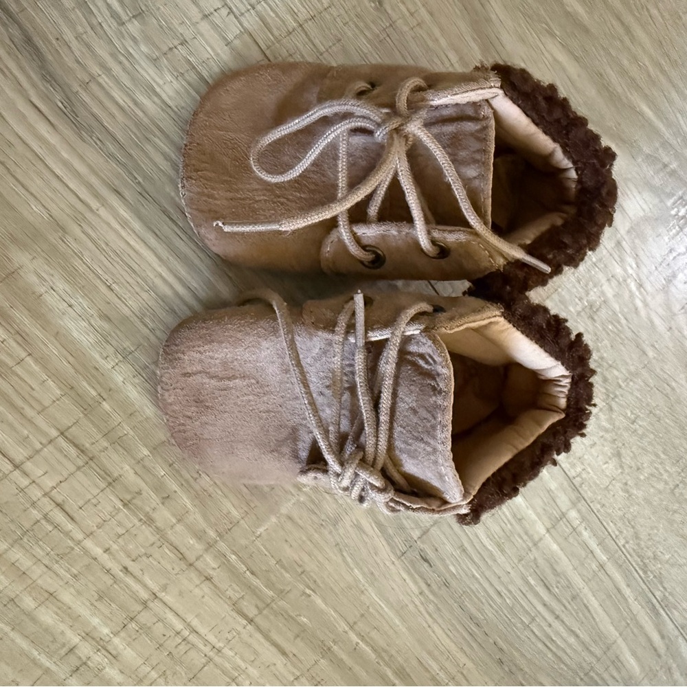 Baby Faux Suede Sherpa Moccasin Booties | 6-12M